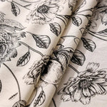 Elegante schwarze Tischdecke mit floralen Quasten für jeden Anlass