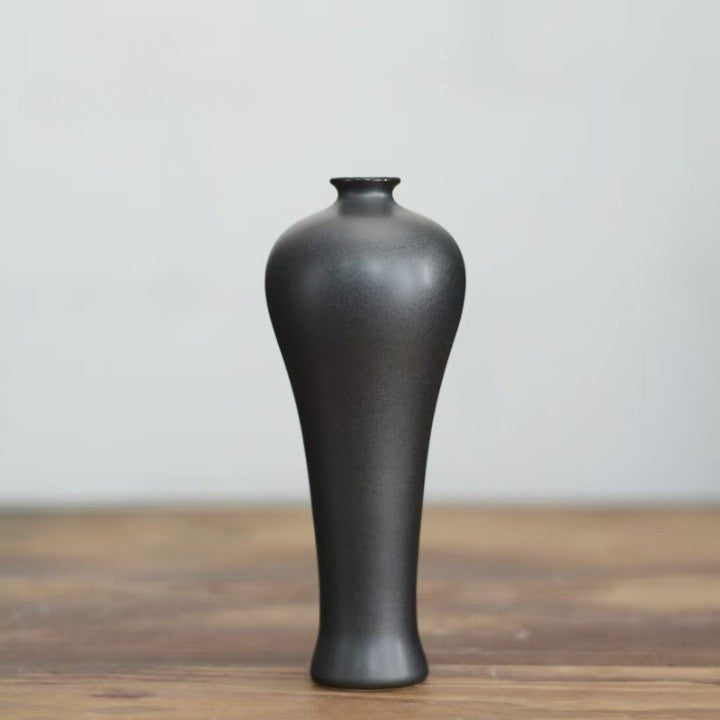 Moderne geometrische Vase aus Keramik