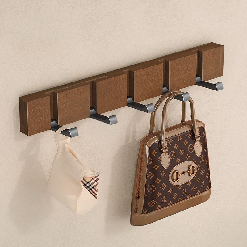 Eleganter Wandhaken mit praktischer Klappfunktion