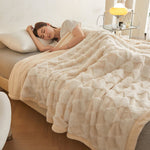 Luxurious Velvet Blanket – Soft and Warm for Any Occasion