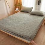 Protective Mattress Cover - High-quality, waterproof mattress protector for restful sleep