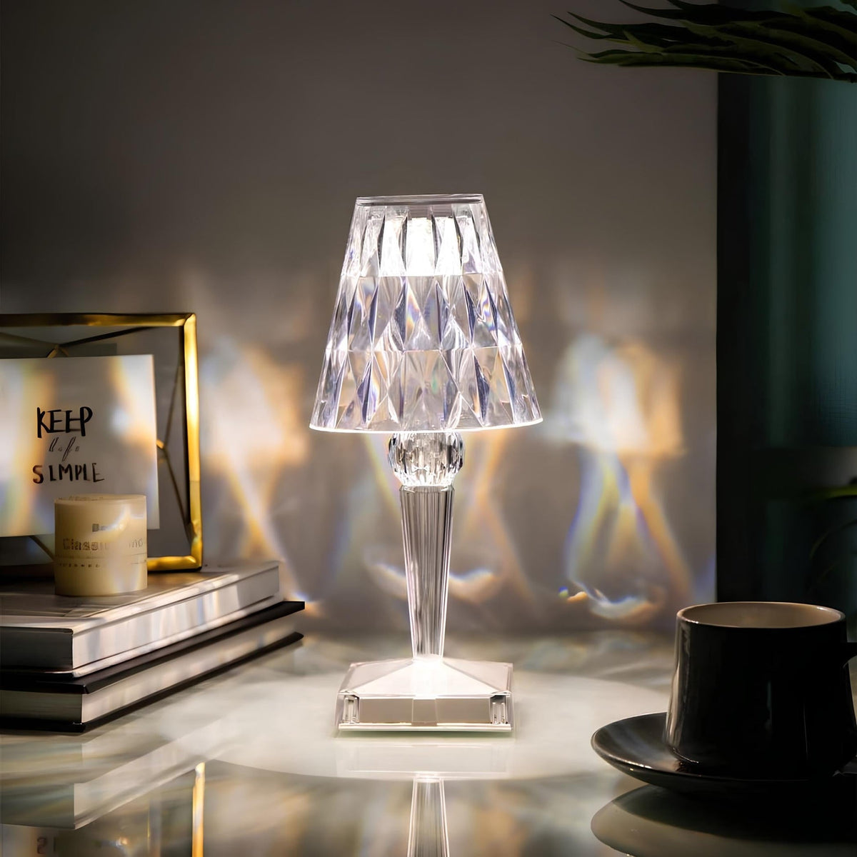 Elegant Crystal Table Lamp – Sparkling Light for Your Home