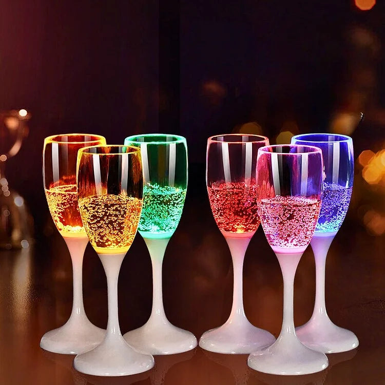 LuminousElegance | LED-Weingläser Set (6 Stück)