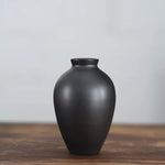 Moderne geometrische Vase aus Keramik