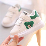 Lauflernschuhe für Kleinkinder mit aktiver Unterstützung