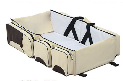 Faltbares Reisebett für Babys mit praktischen Stauraumtaschen