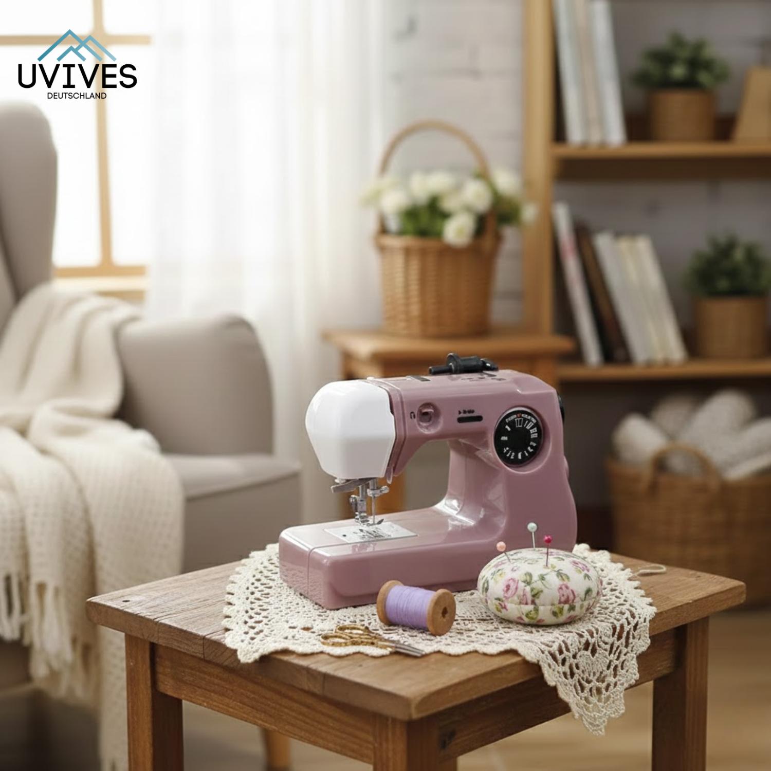 Stylish Miniature Sewing Machine – A Touch of Elegance for Your Home