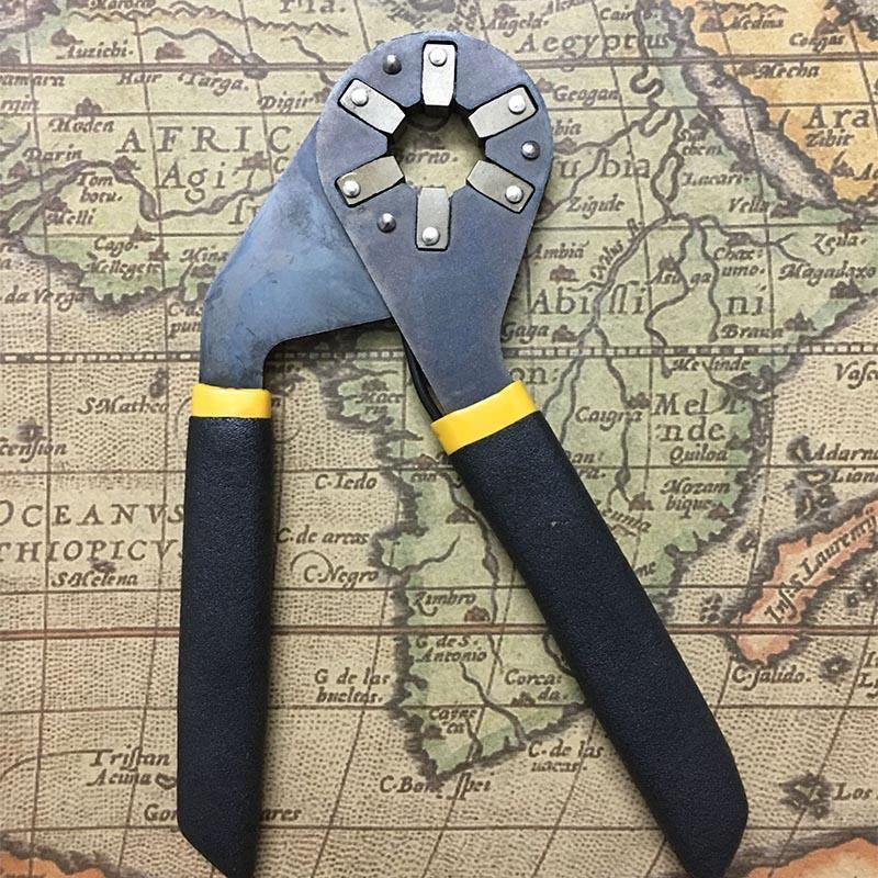 Vielseitiger 14-in-1 Verstellbarer Schraubenschlüssel mit Ergonomischem Griff