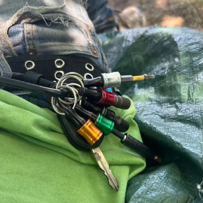 Praktischer Karabiner für 1/4" Sechskantschraubendreher