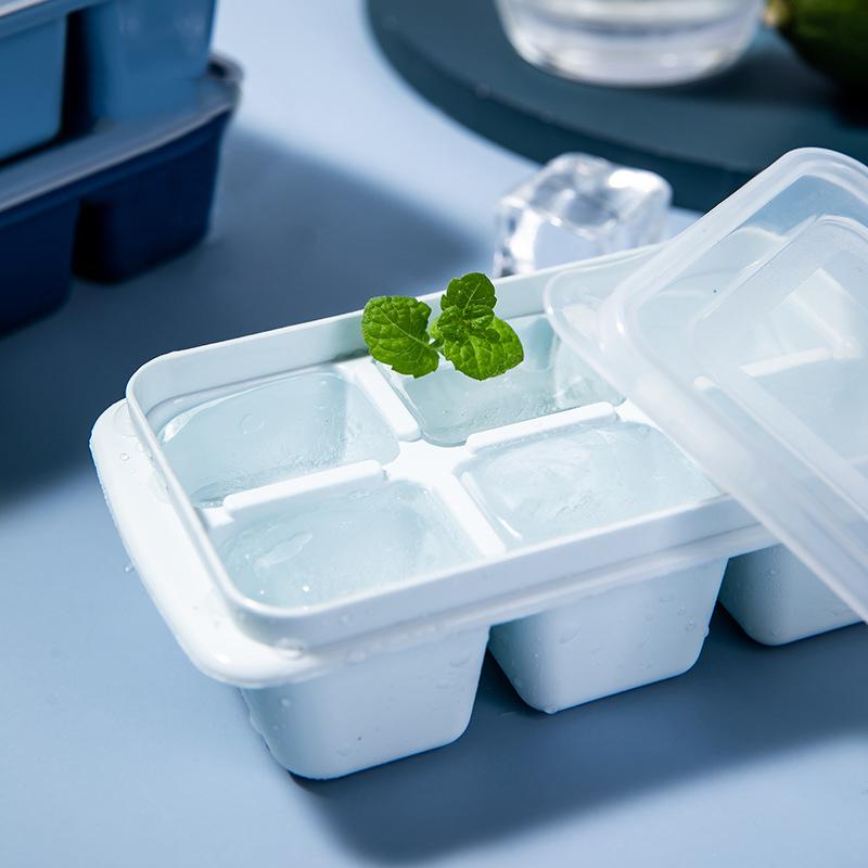 Eiswürfelbereiter mit Deckel – Selbstgemacht