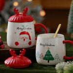 Weihnachtsbecher mit festlichem Design