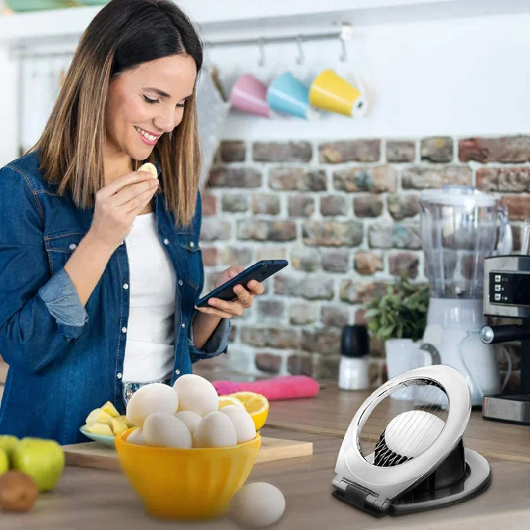 Eieraufschneider von ChefMaster – 3-in-1 für müheloses Schneiden!