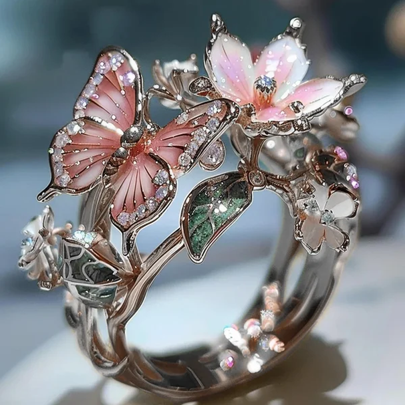 Ring mit Schmetterlingsblüte