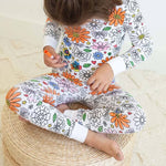 Selbstgestaltbarer Kinderpyjama zum Ausmalen