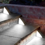 Dreieckige LED-Solarstufenbeleuchtung für den Außenbereich