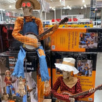 Lustige Duell mit lebhaften Banjo-Skeletten