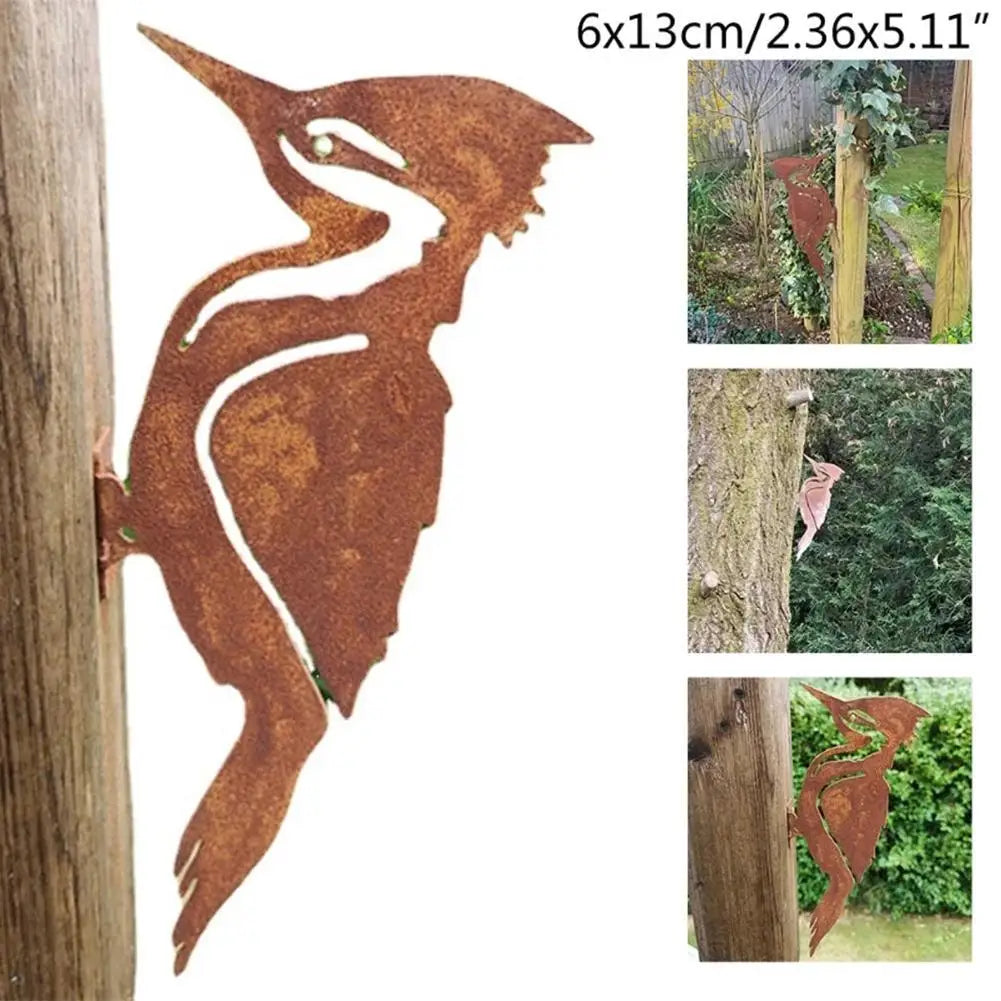 Elegant garden stake with bird motif made of metal | Rust look