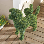Kreativer Gartenhund aus Kunstbuchsbaum
