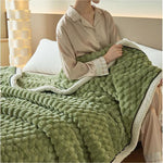 Ultra-Soft Reversible Blanket for Ultimate Comfort