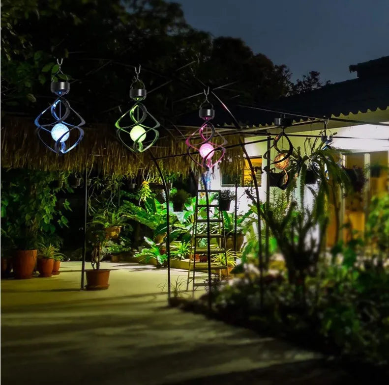 Solarbetriebene LED-Windspiele mit Farbwechsel – magische Gartenbeleuchtung