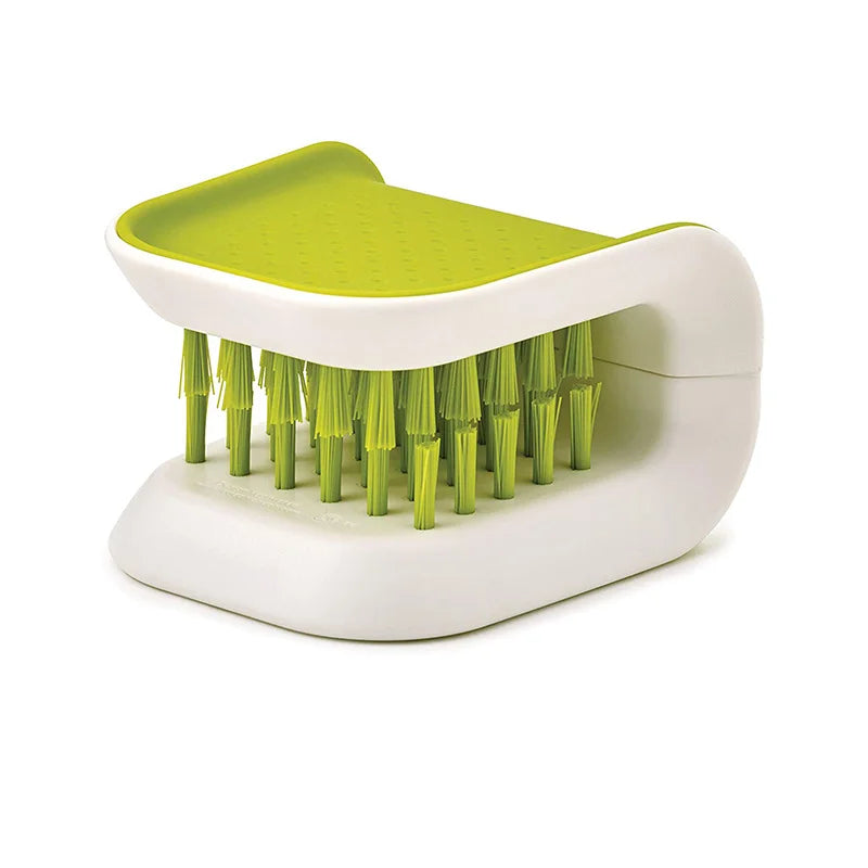 Kitchen Helpers – Efficient Cleaning for All Utensils