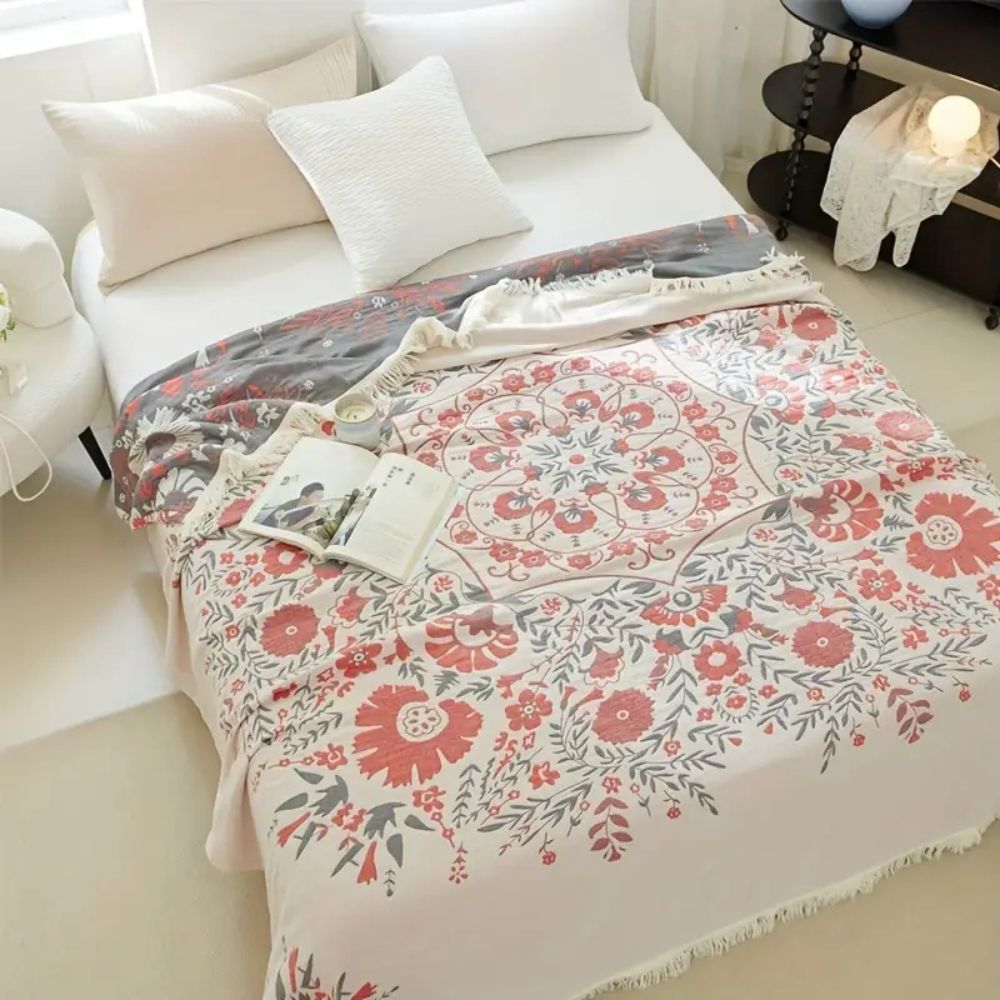 Reversible Blüten-Decke mit französischem Flair