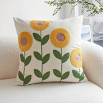 Kissenbezug mit fröhlichem Blumen- und Pflanzenmuster