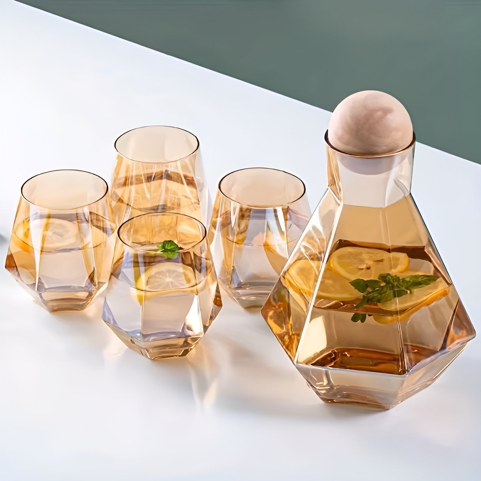 Elegantes Karaffenset mit 4 Gläsern – Stilvoll und Praktisch | 5-teiliges Set für Wasser, Saft und Wein | Glanzzeit