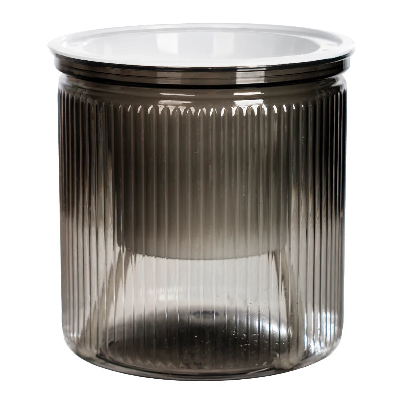 Plant care made easy – The smart self-watering pot