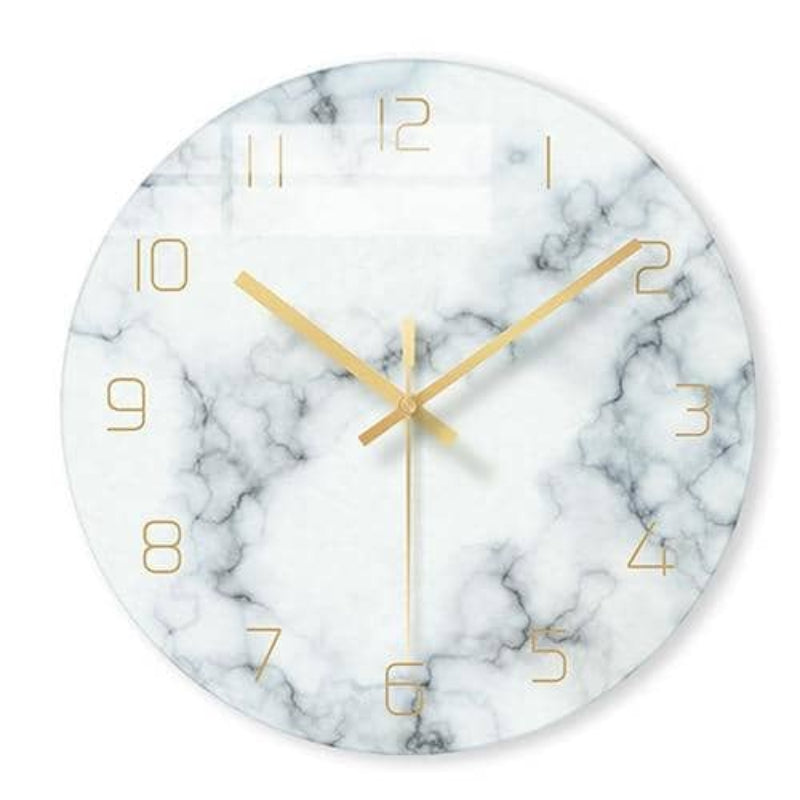 Elegante Marmor-Wanduhr mit Goldzeigern – Stilvolles Wohnaccessoire