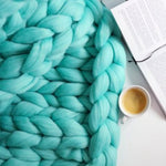 Gemütliche Strickdecke für entspannte Stunden