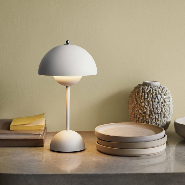 Akku LED Tischlampe im Pilzdesign – Dimmbar und Mobil