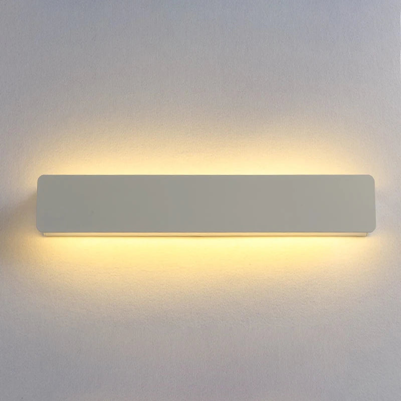 Flexible LED wall light with 270° rotating shade