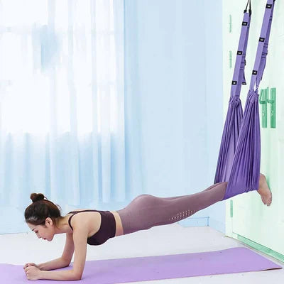 Aerial Yoga Seil zur Linderung von Rückenschmerzen
