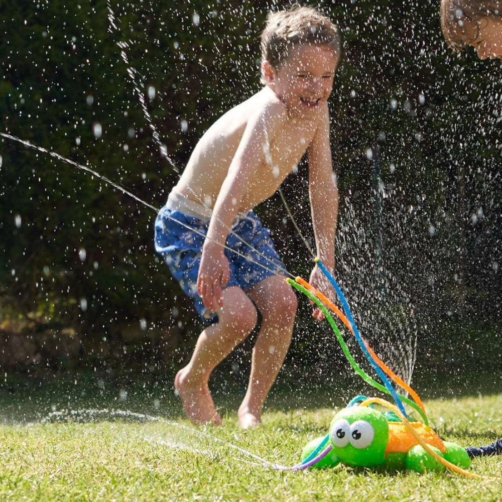 Unterhaltsames Wasser-Spielzeug für spritzigen Sommerspaß