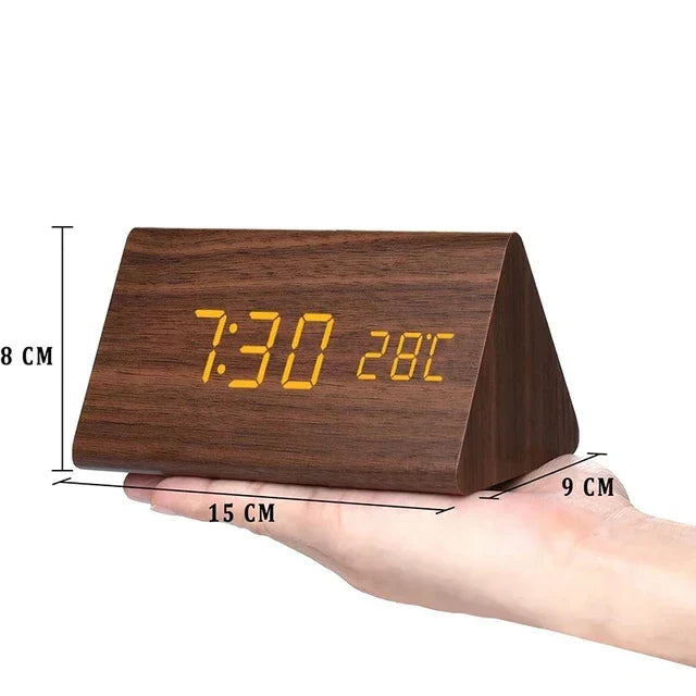 Digitaler Holzwecker – Zeitlose Holzoptik mit moderner Technologie