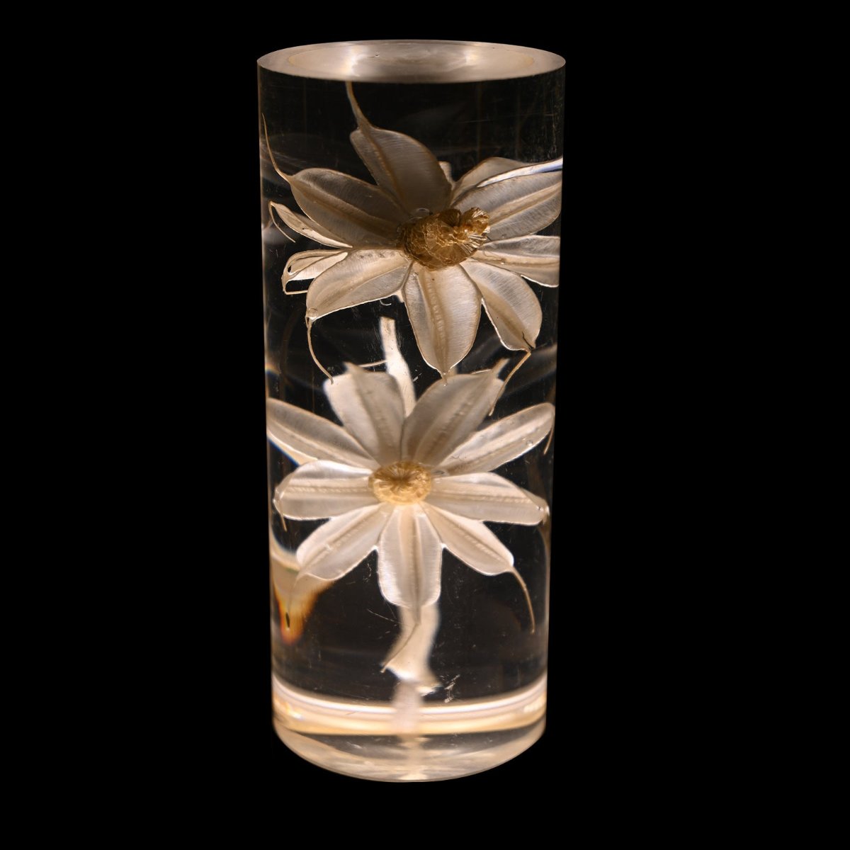 Elegant LED Table Lamp with Flower Design and Color Change