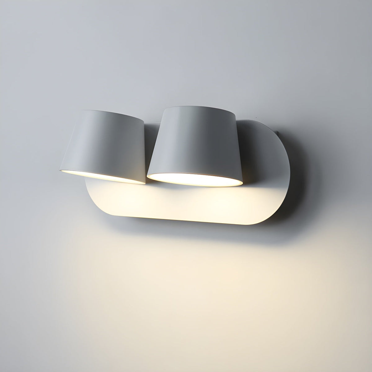 Adjustable LED Wall Light with 360° Rotation – Modern Light Source for Your Home