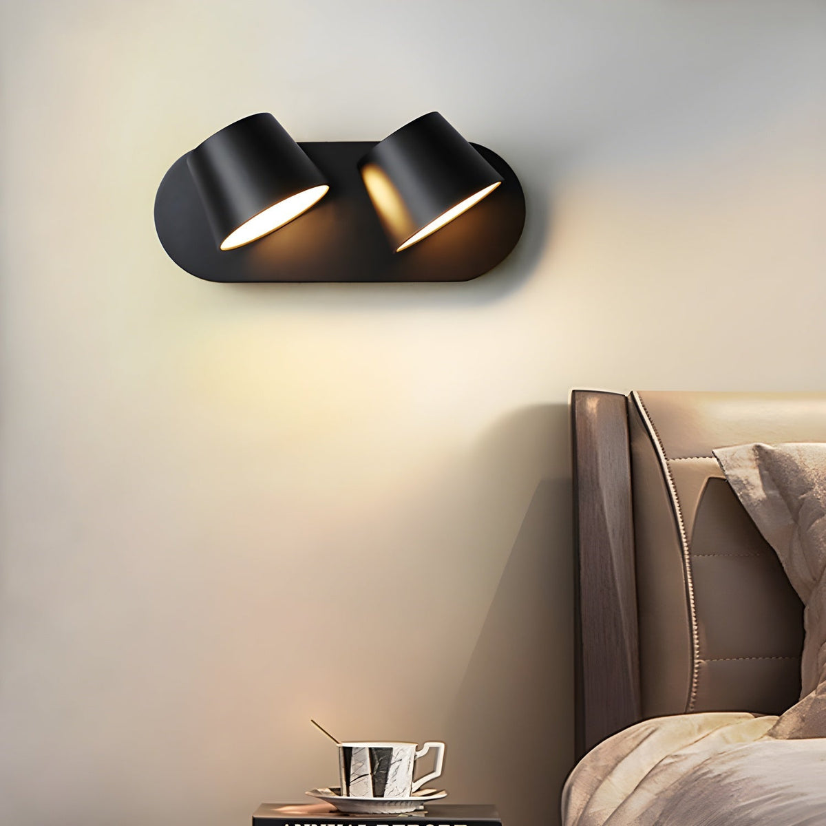 Adjustable LED Wall Light with 360° Rotation – Modern Light Source for Your Home