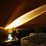 Elegante Tischlampe mit warmem Lichtambiente