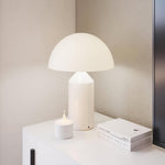 Elegante Metall-Tischlampe im geometrischen Design für jedes Zuhause