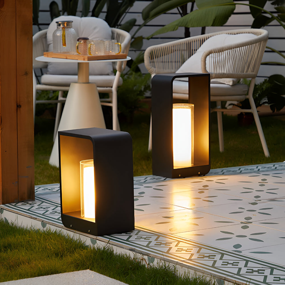 Moderne LED Außenleuchte für Garten und Terrasse