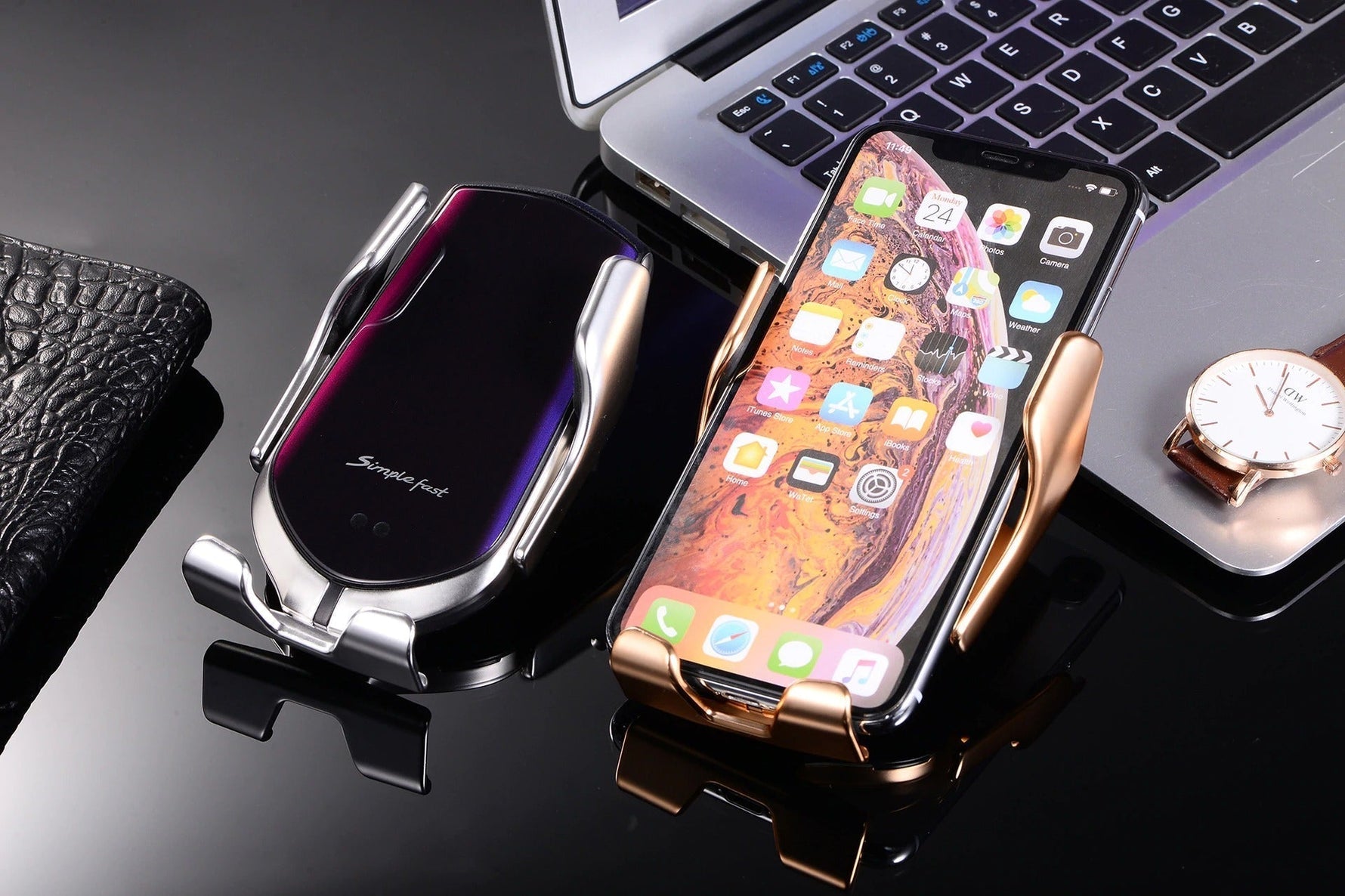 Automatischer Smartphone-Halter mit Ladefunktion