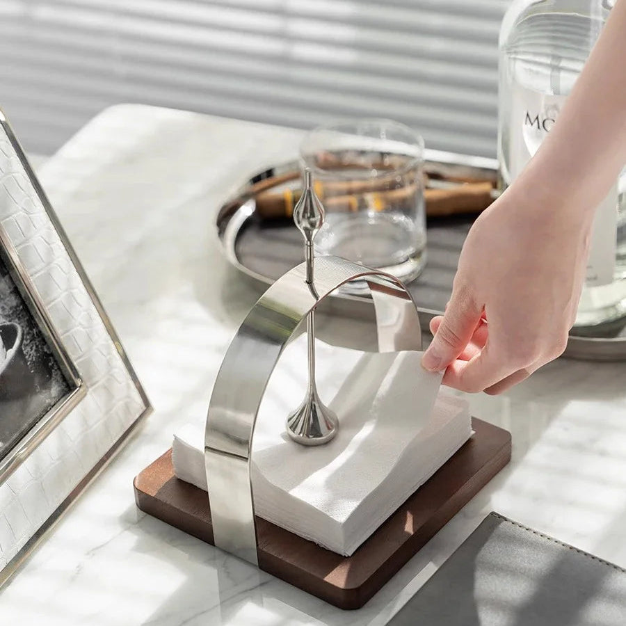 Eleganter Serviettenhalter aus Holz und Edelstahl für stilvolles Dining