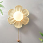Moderne Dekoschale in Blumenform