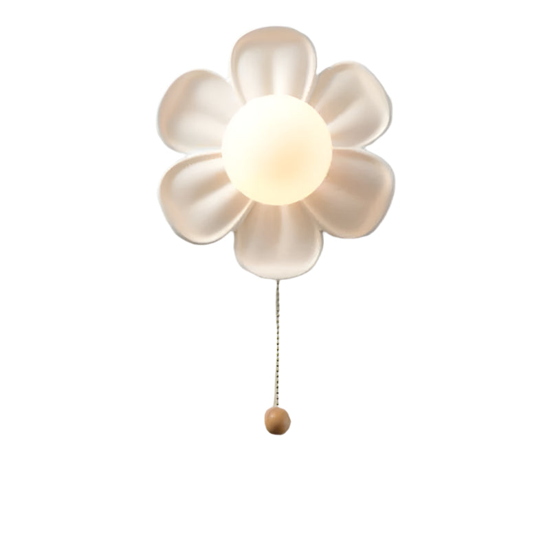 Moderne Dekoschale in Blumenform