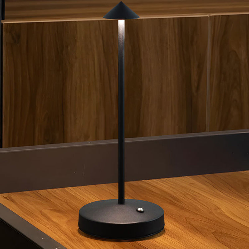Elegante LED-Tischlampe aus Acryl und Eisen für stilvolle Räume