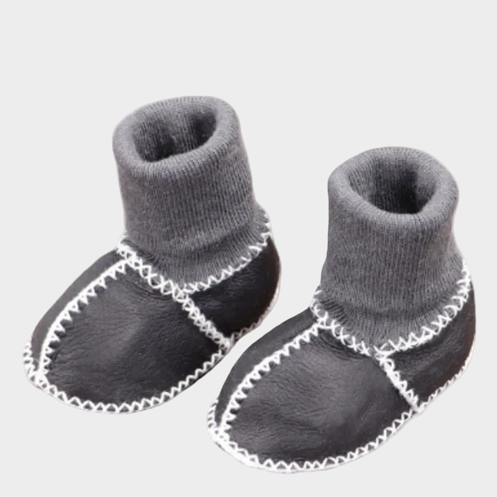 Kuschelige Lauflernschuhe für Babys im Winter