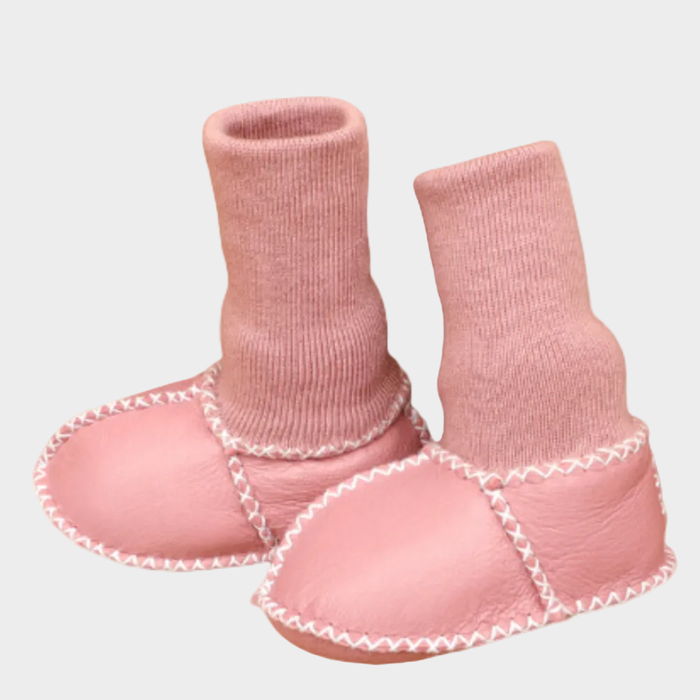 Kuschelige Lauflernschuhe für Babys im Winter