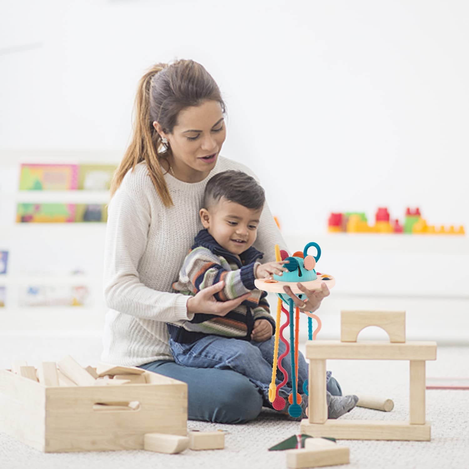 Entwicklungsfördernde Spielzeuge | Montessori-Inspiration für Babys